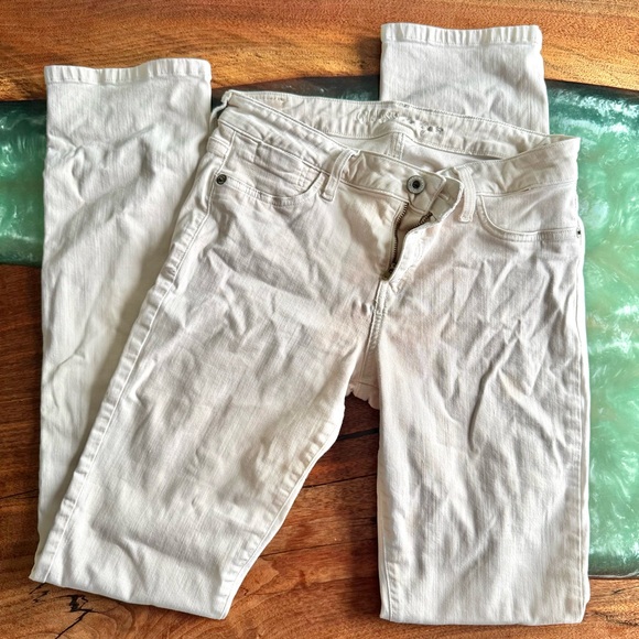 Guess Denim - GUESS Los Angeles - Women’s (Sz 28) Waist 28.5”, Hip 39” Beige Tan Stretch Jeans